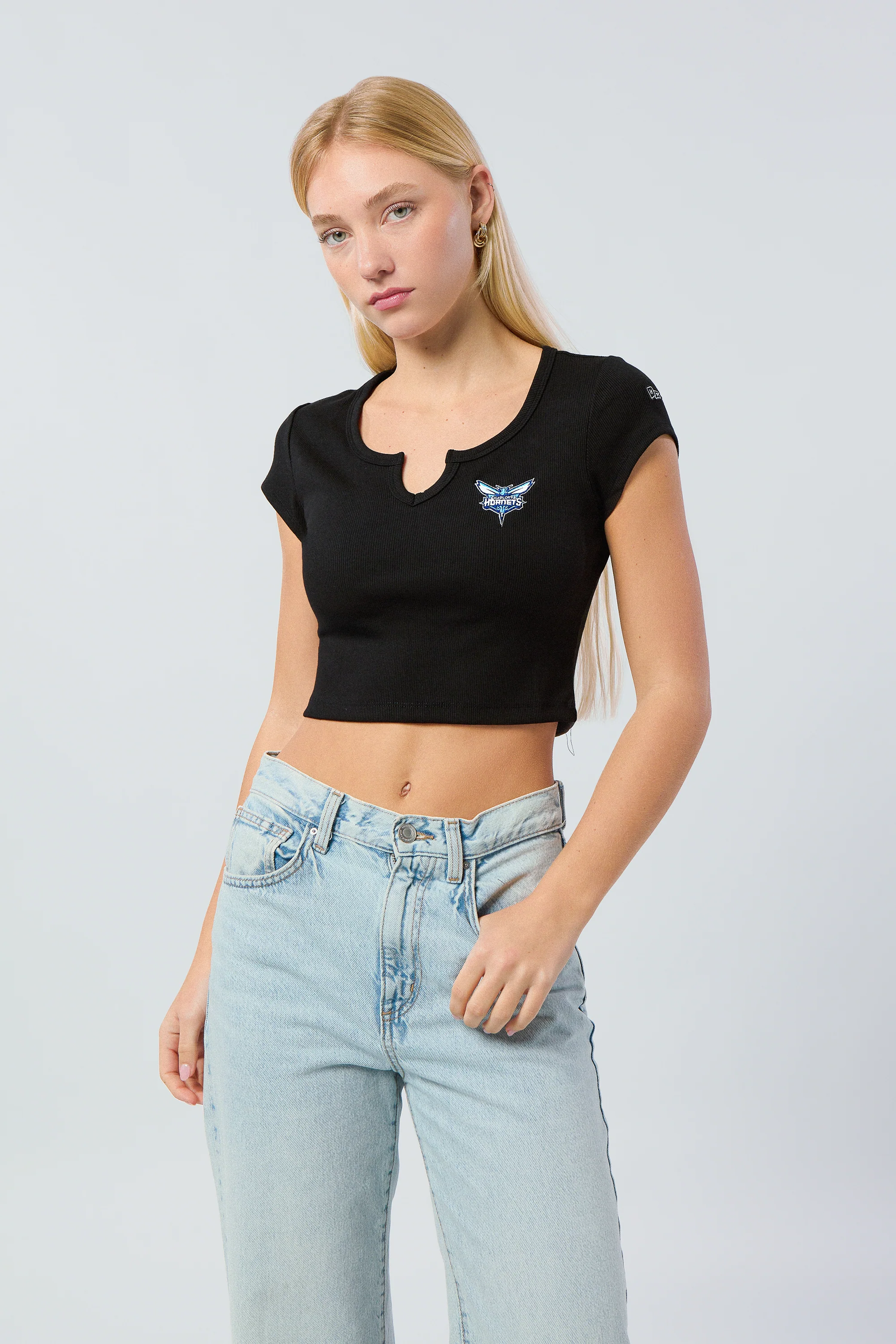 Charlotte Hornets Cali Tee - Image 2