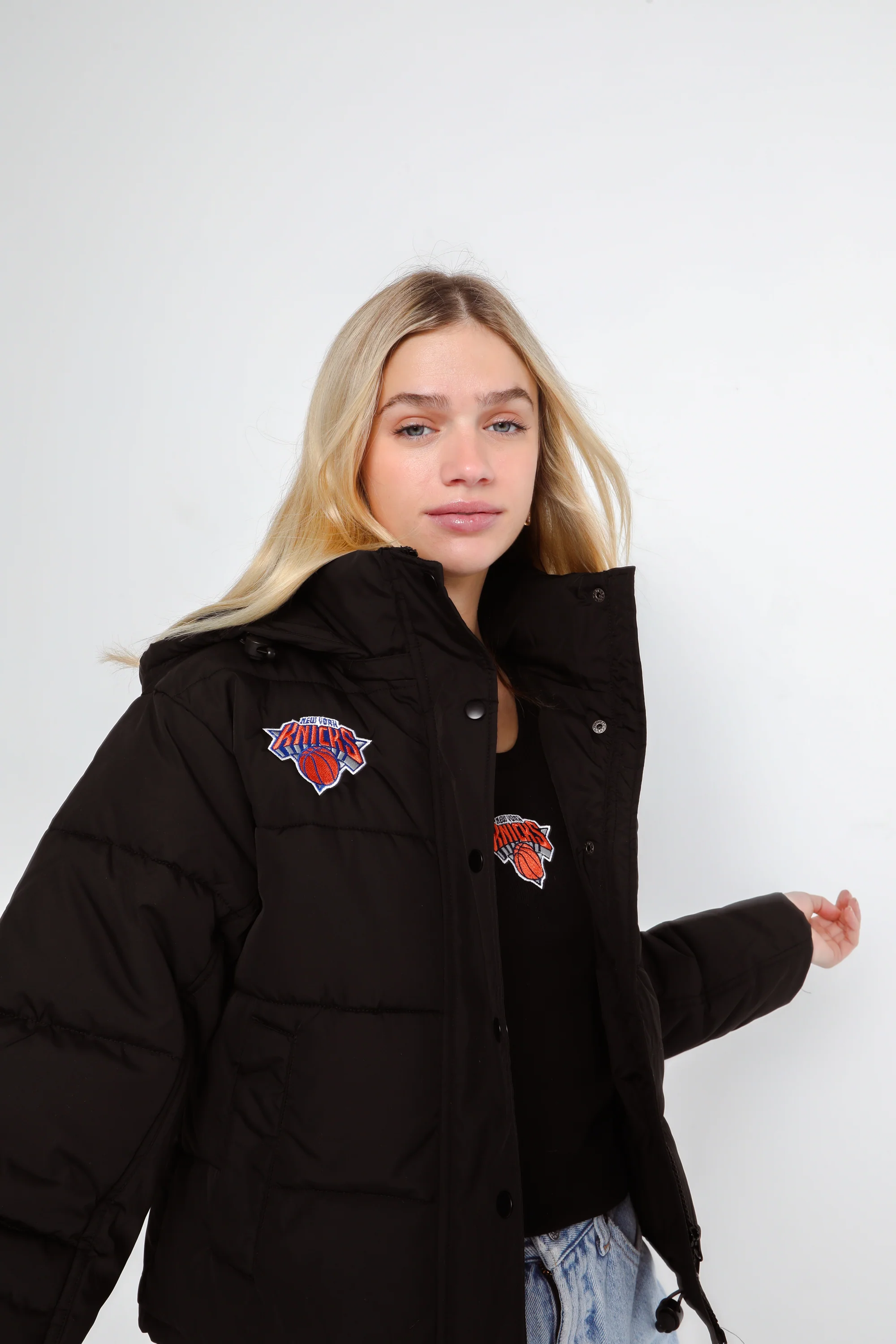 New York Knicks Puffer Jacket - Image 4