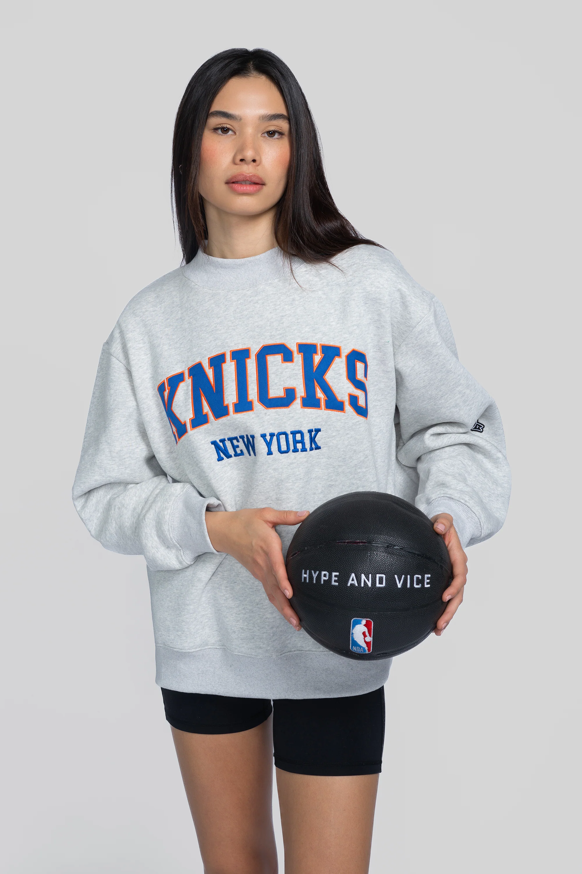 New York Knicks Mock Neck Crewneck - Image 3