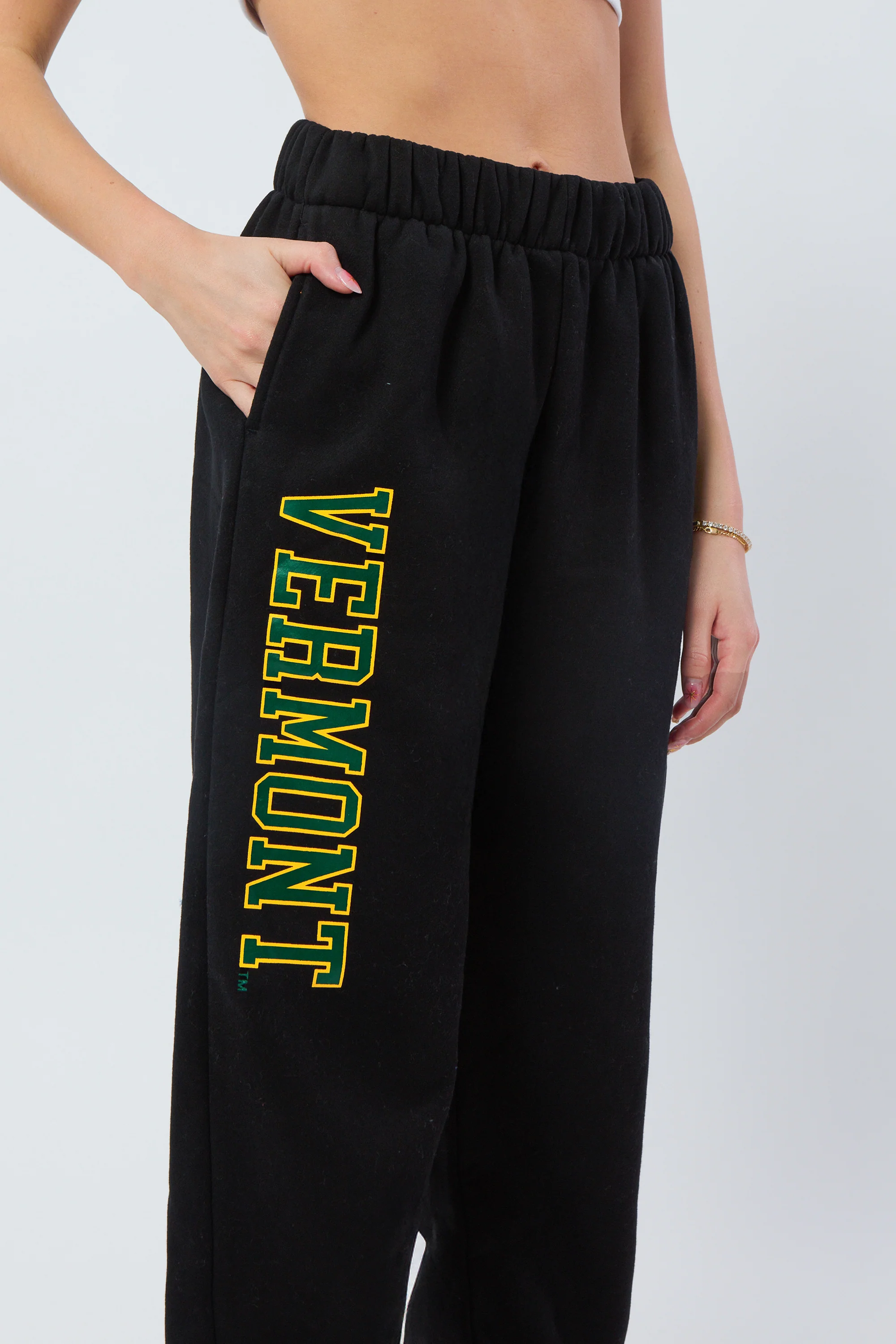 Vermont Basic Sweats - Image 2